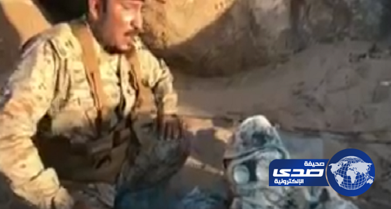 بالفيديو.. القوات السعودية تطهر عددا من المواقع الحدودية وتصادر أسلحة حوثية