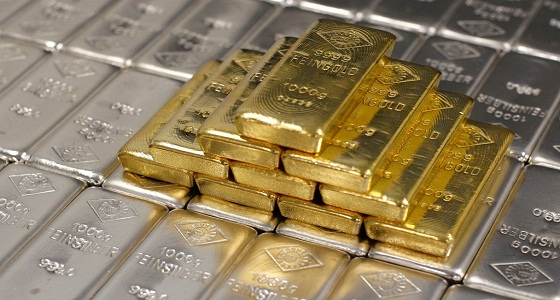 أسعار الذهب تهبط وتعزز قوة الدولار