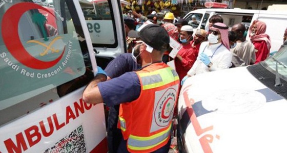 حادث مروري بطريق مكة-جدة والهلال الأحمر يسعف 8مصابين