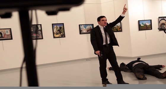 تركيا تعتقل منظم المعرض الذي شهد مقتل السفير الروسي لتورطه في العملية