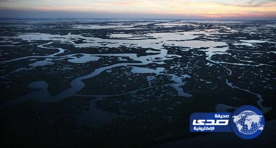 تسرب 300 طن وقود بمضيق بين سنغافورة وماليزيا بعد تصادم سفينتي حاويات