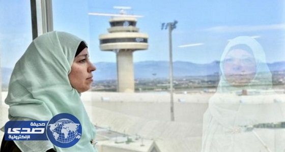 محكمة إسبانية تعاقب شركة طيران رفضت السماح لموظفة ارتداء الحجاب