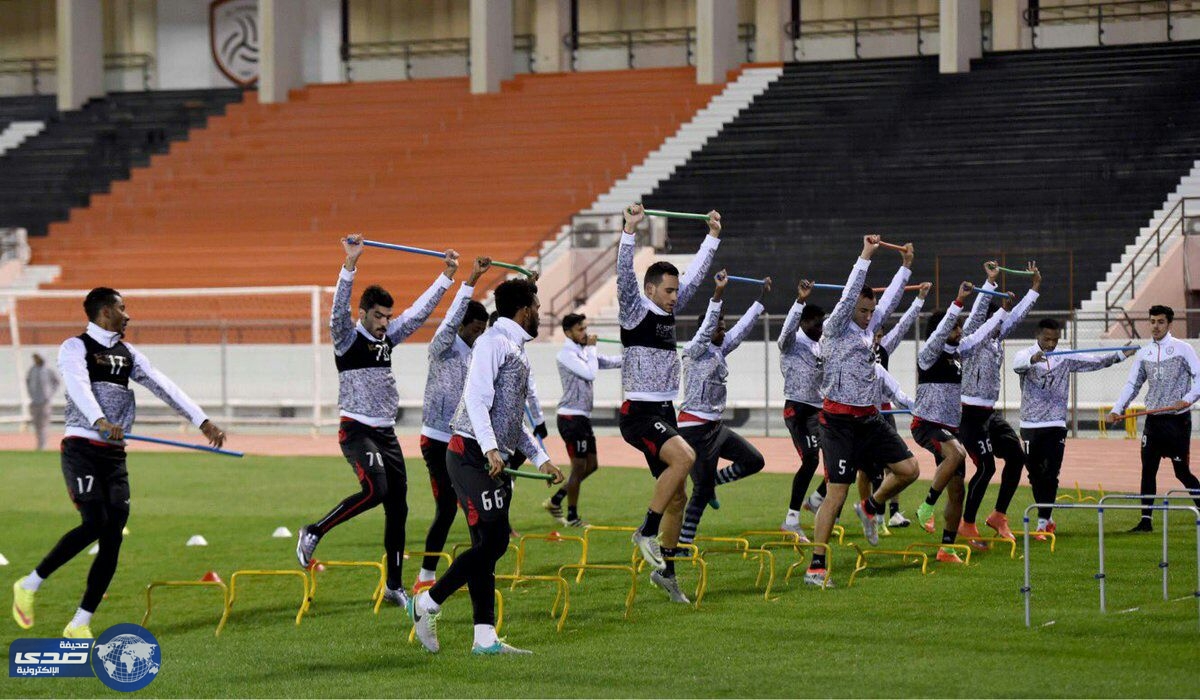 معاذ وعطيف يؤجلان التجديد للشباب انتظارا للفترة الحرة