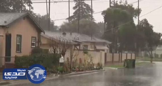 قتيلان وفيضانات وأوامر إخلاء اثر عاصفة قوية بكاليفورنيا
