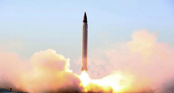 إيران تجري تجربة جديدة على صاروخ باليستي