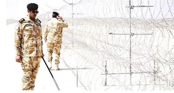الكويت تستنفر قواتها لتأمين حدودها مع العراق