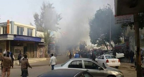 عامل يشعل النيران في مكتب تموين بمصر لفشله في استخراج بطاقة تموينية