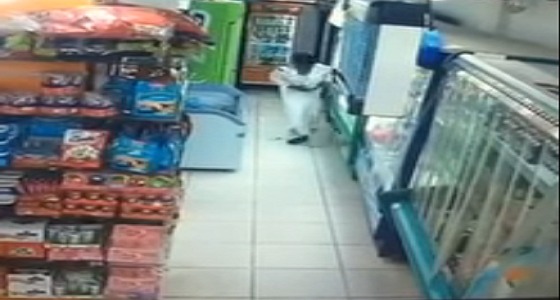 استقرار حالة المطعون في مضاربة بآلة حادة بمحل تجاري يمكة