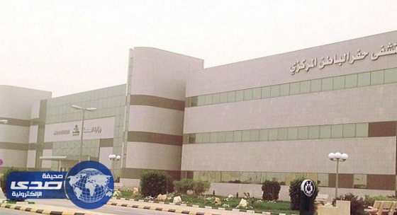 نجاح عملية تثبيت لفقرات الظهر لمريض ستيني بحفر الباطن