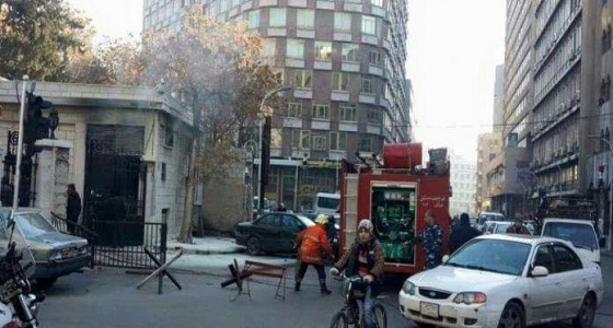 الميليشيات الإيرانية تحرق محال دمشق بعد رفض أصحابها بيع ممتلكاتهم