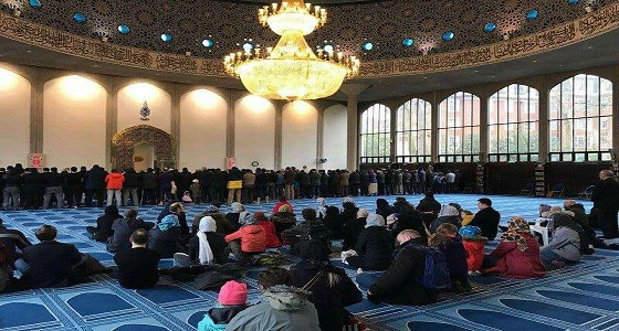 المركز الثقافي الإسلامي ببريطانيا يقاوم الإسلاموفوبيا في اليوم المفتوح للمساجد