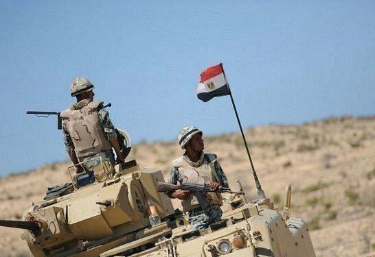 الجيش المصري يبطل 10 عبوات ناسفة ويقتل 14 إرهابيا وسط سيناء