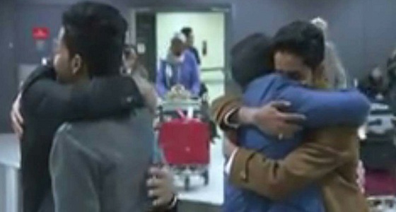 بالفيديو.. يمنيّان يدخلان أمريكا رغم الحظر