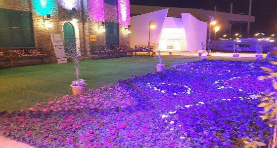بالصور .. سجادة زهور وفلكلور شعبي في بيت الطائف بالجنادرية
