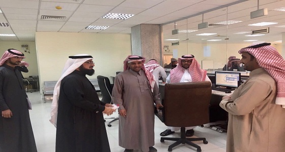 مدير عام فرع عمل وتنمية الرياض يتفقد مكتب الضمان الاجتماعي