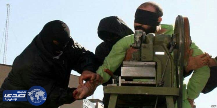 نظام الملالي ينفذ حكم حد السرقة بقطع أيادي 3 أشخاص