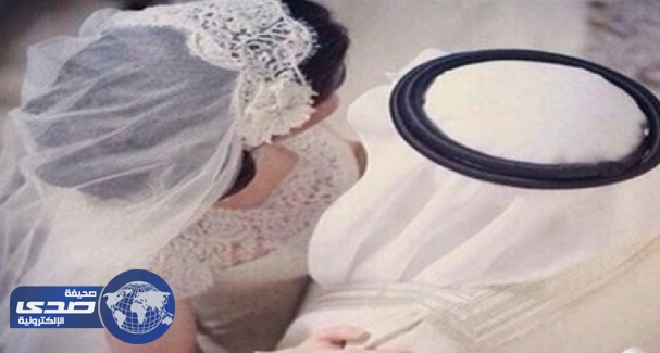 مغربية تضبط زوجها السعودي برفقة زوجة أخرى عروسا على الطائرة