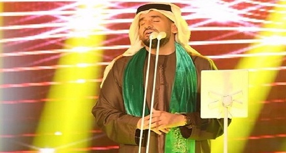 الجسمي يتوشح علم المملكة في حفل غنائي بالبحرين