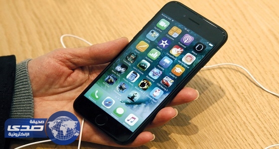 أبل تتكتم على تفاصيل ومميزات هاتفها الجديد