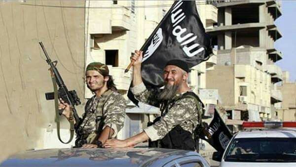 داعش يحرق 10 مدنيين بالموصل