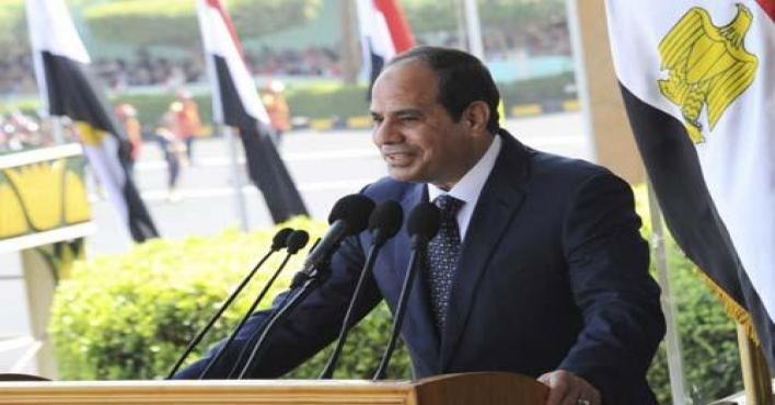 السيسي: لا مكان لأصحاب التوجهات الدينية في الجيش المصري
