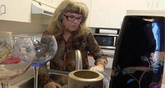 سيدة تنفصل عن زوجها بعد 22 عاما بسبب ترامب