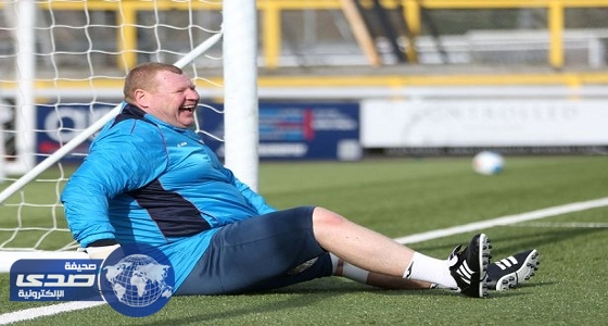 أسمن حارس في انجلترا: مواجهة أرسنال للتاريخ