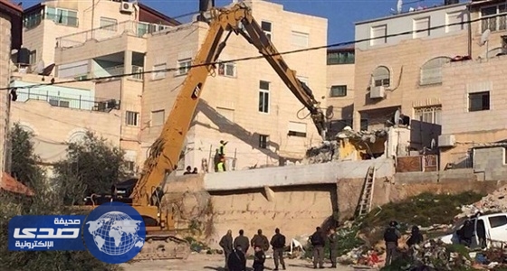 الاحتلال الإسرائيلي يهدم منزلاً شمال القدس المحتلة