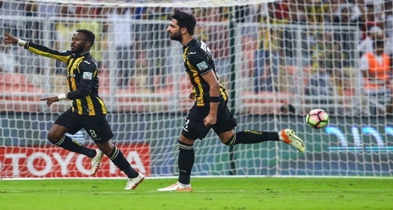 والد الأنصاري يرد انتقادات الجماهير لنجله بعد خسارة الديربي