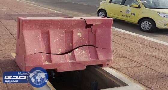 الدفاع المدني يتفاعل مع بلاغ بوجود موقع مكشوف بجدة