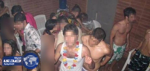 بالصور ..اعتقال 120 شاب وفتاة أقاموا حفلة جنسية شرق طهران