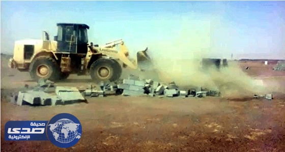 بلدية حائل تزيل التعديات على الأراضي البيضاء في 40 موقعا