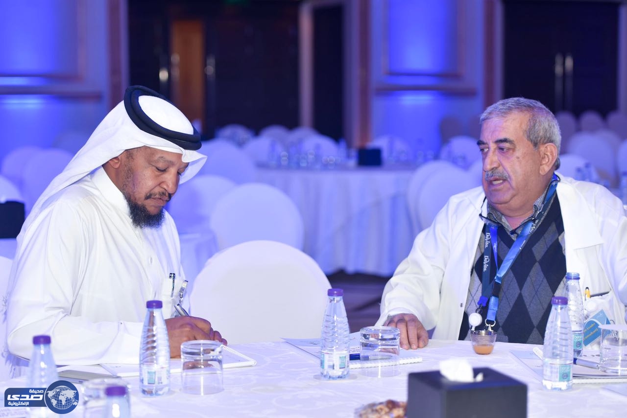 استشاري كلى: الوجبات السريعة والمسكنات ناقوس خطر .. و 5 أمور تجنبك الإصابة بالفشل الكلوي