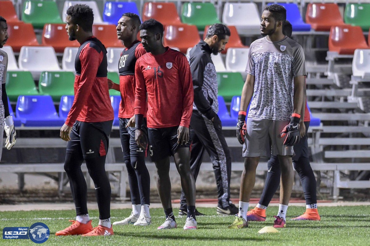 الشباب يواصل تدريباته ويواجه الفيصلي والخليج وديا