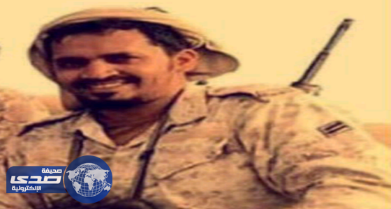 الأمير خالد الفيصل وقائد القوات البرية يعزيان والد الشهيد المقاطي