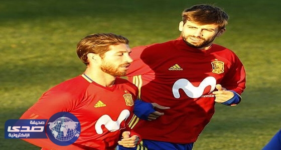 حرب تصريحات بين بيكيه وراموس