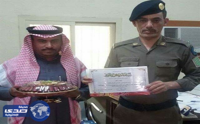 حقيقة عثور مواطن على 10 ملايين ريال ومكافأته بطبق حلوى