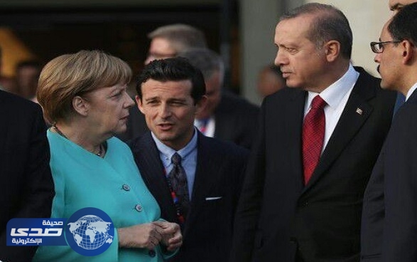 أردوغان يتهم المستشارة الألمانية ميركل بتقديم الدعم لـ ” الإرهابيين “