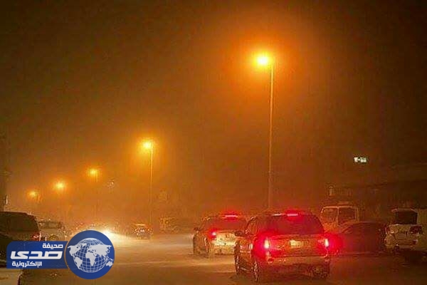 مواطنو الدمام يصلون في البيوت خوفا من التعرض لمخاطر  الطقس السيئ