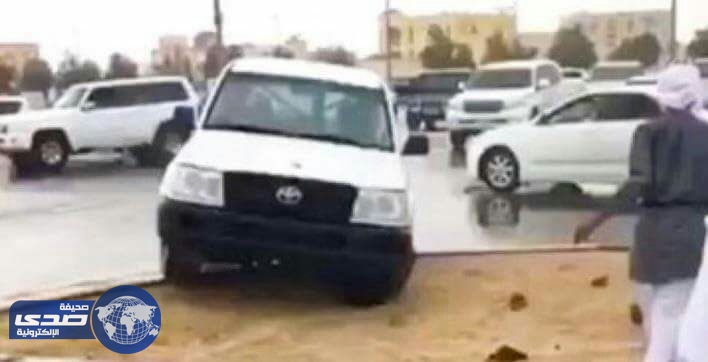 شرطة أبو ظبي تضبط شاب قاد مركبته بطيش و سبب ذعر للمارة