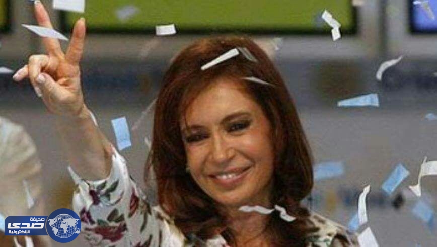 رئيسة الأرجنتين السابقة تحاكم في قضية مضاربة بالعملة
