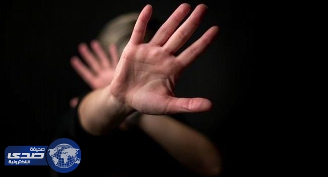 بالفيديو.. ولية امر طالبة تشتكي طالب لتحرشه بها ووالد الطفل” اللي عنده معزة يربطها “