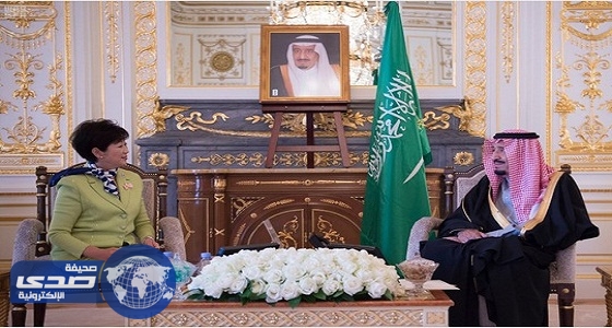 خادم الحرمين الشريفين يستقبل حاكمة طوكيو