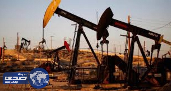 ارتفاع طفيف بأسعار النفط تزامنا مع تباطؤ نشاط التنقيب الأمريكي