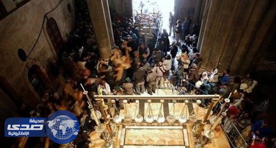 بالفيديو.. المسيحيون يحتشدون في كنيسة القيامة بالقدس