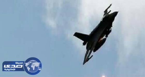 طائرات التحالف تقصف قاعدة الديلمي الجوية شمال صنعاء