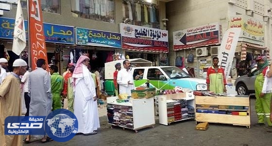 ثورة علي المواقف العشوائية بشوارع العزيزية