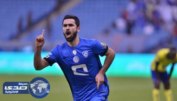 بالصور.. الهلال يتأهل لنصف نهائي كأس خادم الحرمين بثنائية في النصر