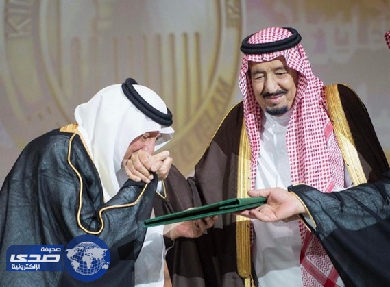 بالفيديو .. خالد الفيصل : قفوا وحيوا ملك خدمة الإسلام