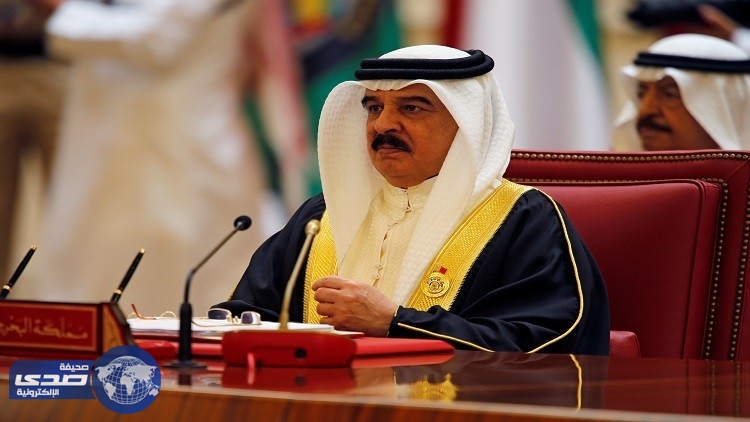 ملك البحرين يقر تعديلا دستوريا يتضمن محاكمة المدنيين عسكريا